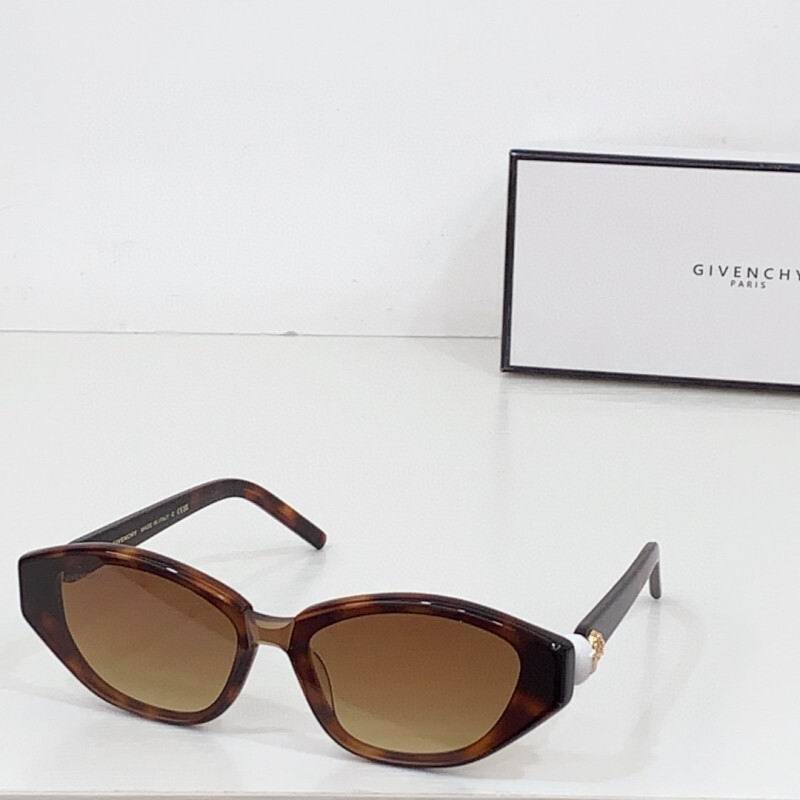 Givenchy Glasses 08smh03