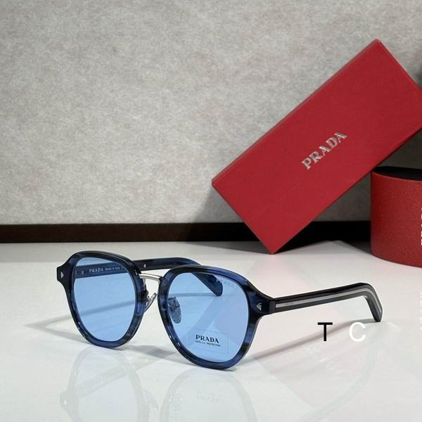Prada MODEL 52 21-145 c