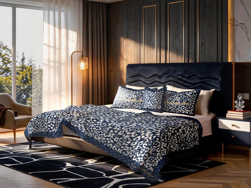 LV blanket 145X145-180cm Cushion30X50cm 45X45cm 071008
