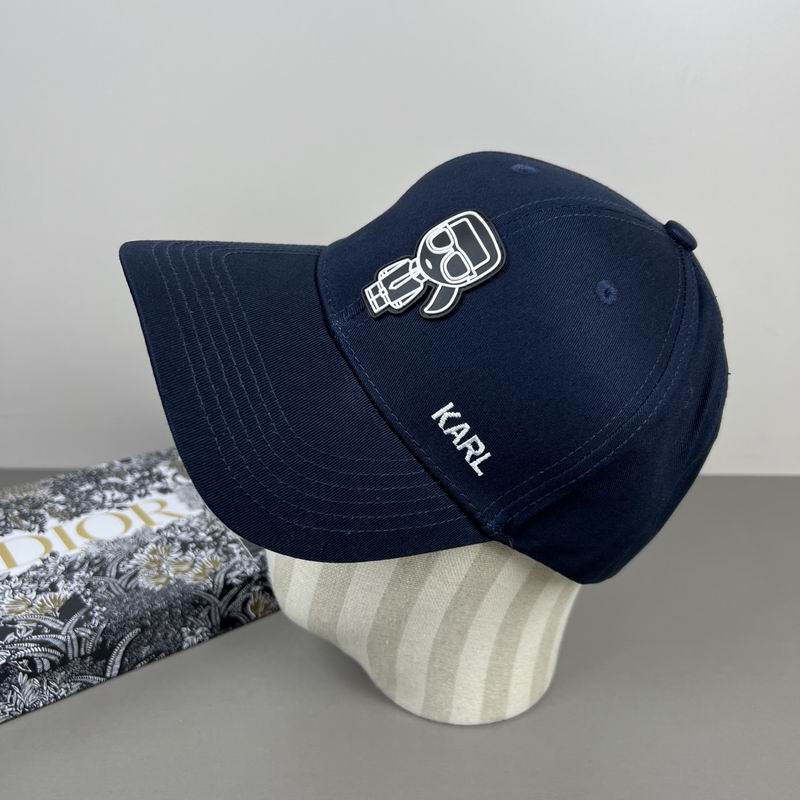 Karl Lagerfeld cap dx45