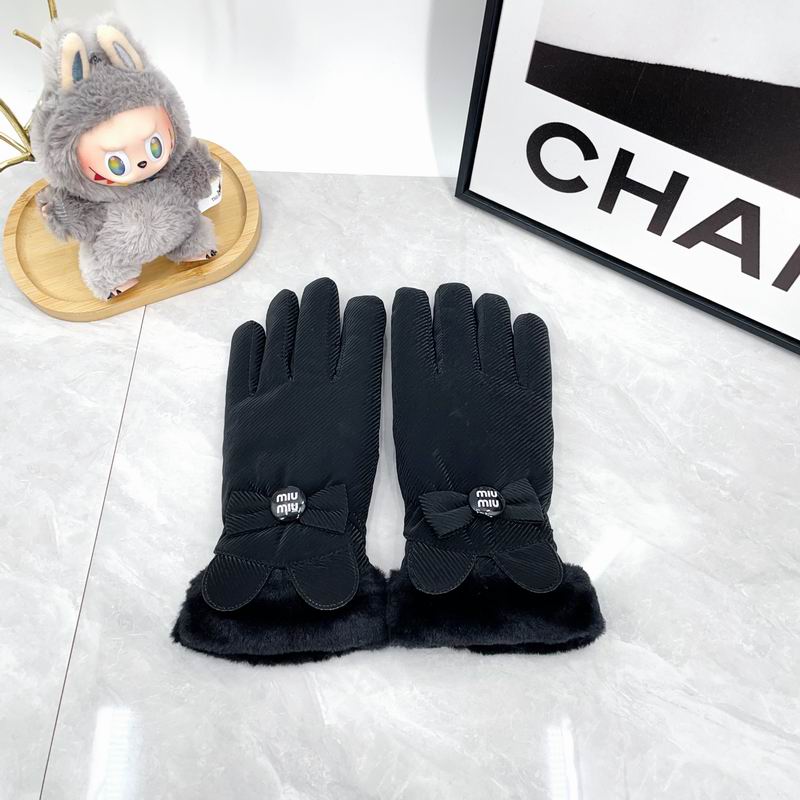 Miumiu Gloves dx01