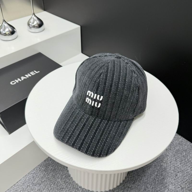 Miumiu cap dx