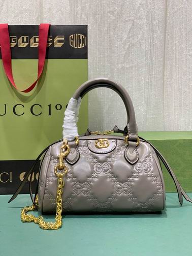 Gucci Diana 702251 19x13x11cm CN3