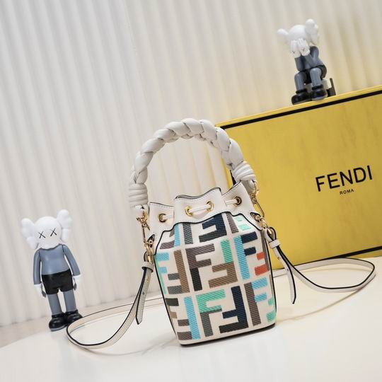 Fendi 2305 ww2