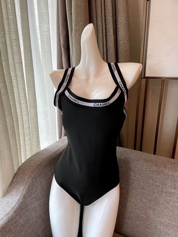 Chanel S-XL X8