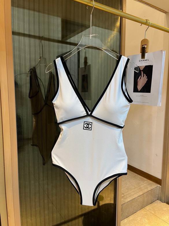 Chanel S-XL 47