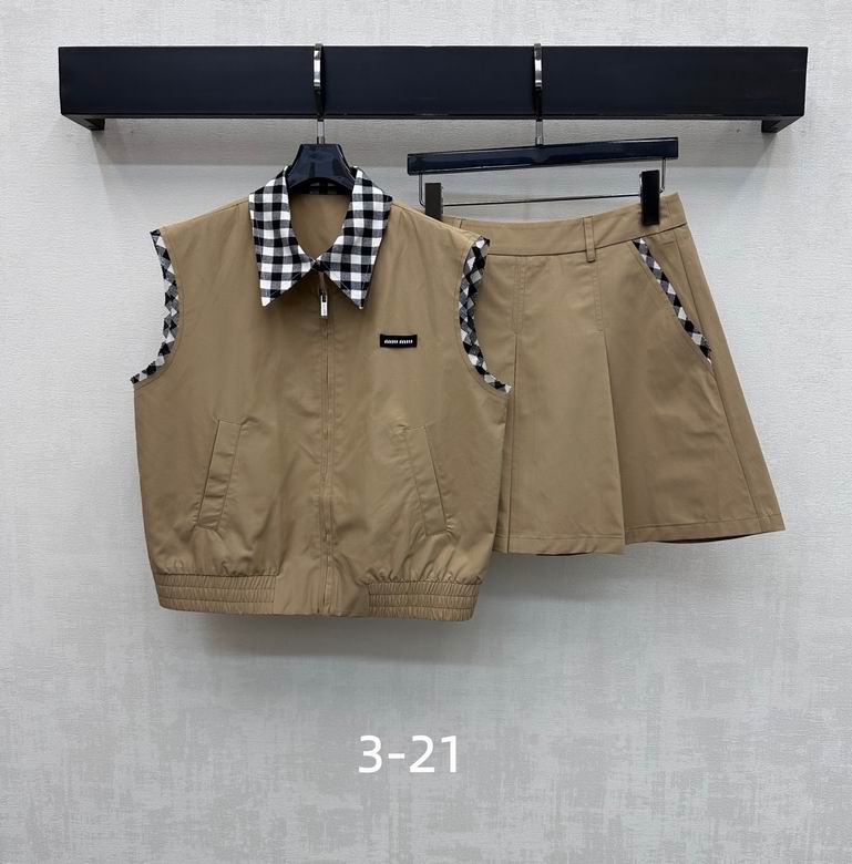 MiuMiu S-XL 154