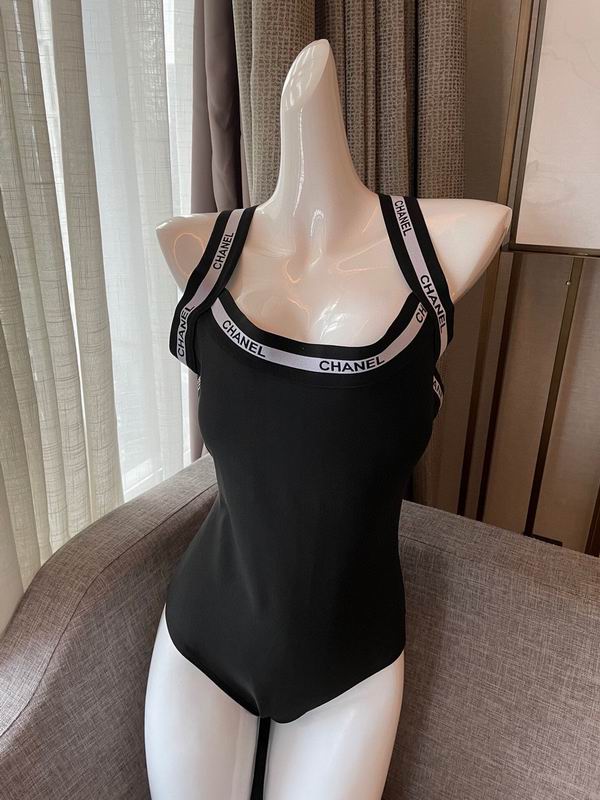 Chanel S-XL 223