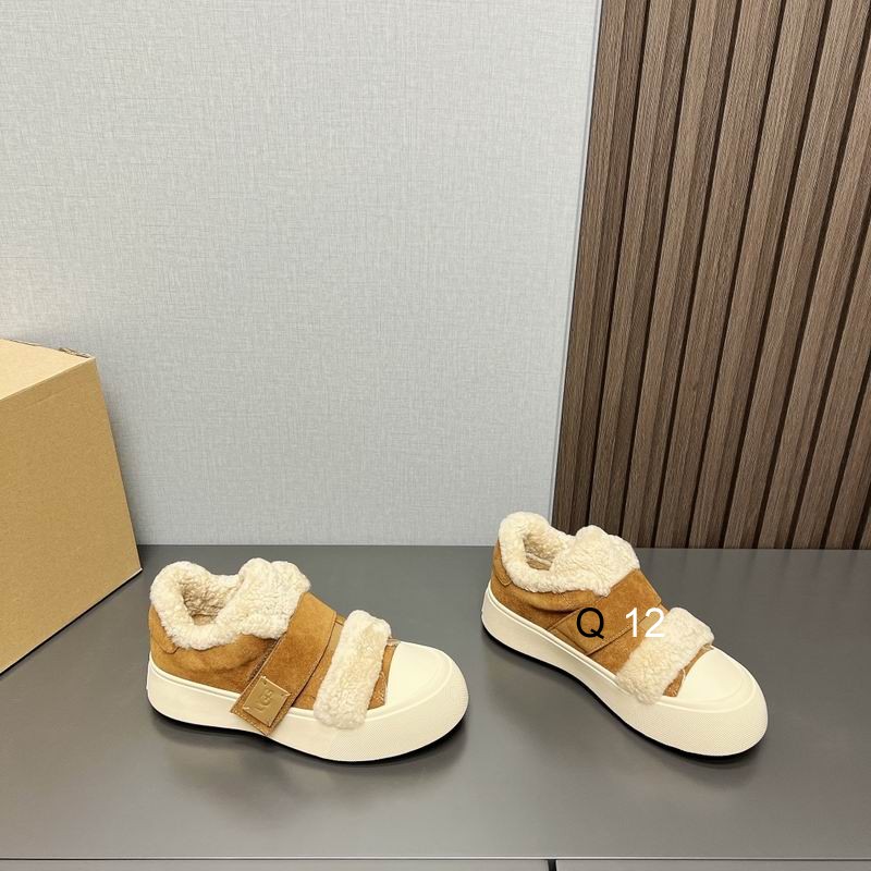 UGG sz35-40 J0901