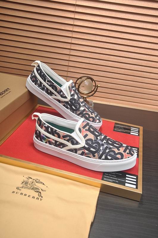 Burberry sz38-44 hnq0104